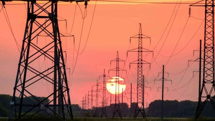 Eni and Mercuria sign agreement to form 50/50 global energy commodities trading joint venture 1 Energy