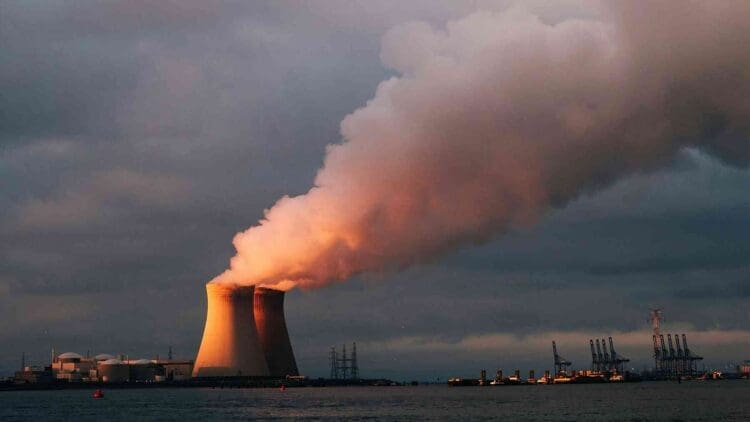 GE Vernova Hitachi and Velan sign agreement to supply reactor valves for BWRX-300 SMR projects in Europe 1 Agreement