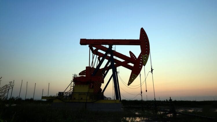 SandRidge expands its upstream portfolio through a $65 million acquisition of Cherokee Play oil and gas assets 1 SandRidge Cherokee Play