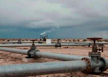 US natural gas futures fall 3.3% as cooler forecasts and new pipeline capacity weigh on prices 26 Gas