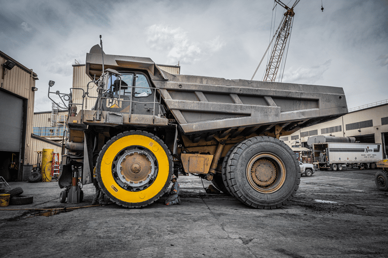 The ASW allows large trucks used in the mining industry to carry sizable loads. The ability to customize the ASW’s size makes it valuable as it can be used in varying truck and equipment sizes.