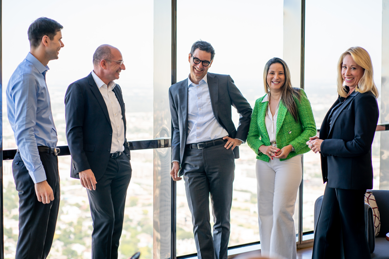 American and European teams during a strategic planning session in the Houston headquarters. From L to R: Stephen Buskie, Head of Finance and Planning; Arno Laeven, Chief Operating Officer Sabi Balkanyi, Advisor; Luciana Monteiro, Head of Marketing and Communications; Samantha Holroyd, Chief Commercial Officer. Photos courtesy of ZeroSix